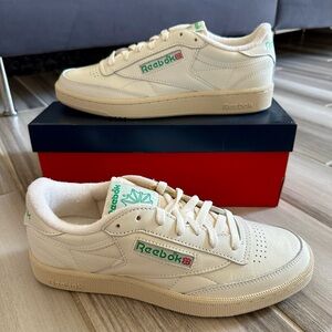 Reebok Men's Club C 85 Vintage Sneaker Shoes - Ivory Chalk Green Leather DV6434